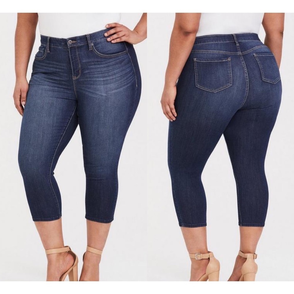 Torrid crop sky high premium stretch high rise jean